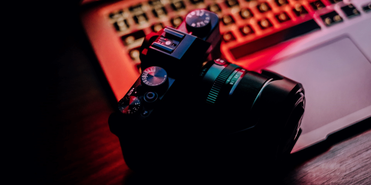 The Impact of Mirrorless Cameras on the Film Industry: Revolutionizing Filmmaking Technology