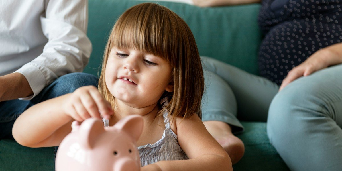 The Importance of Encouraging Financial Responsibility in Young Adults