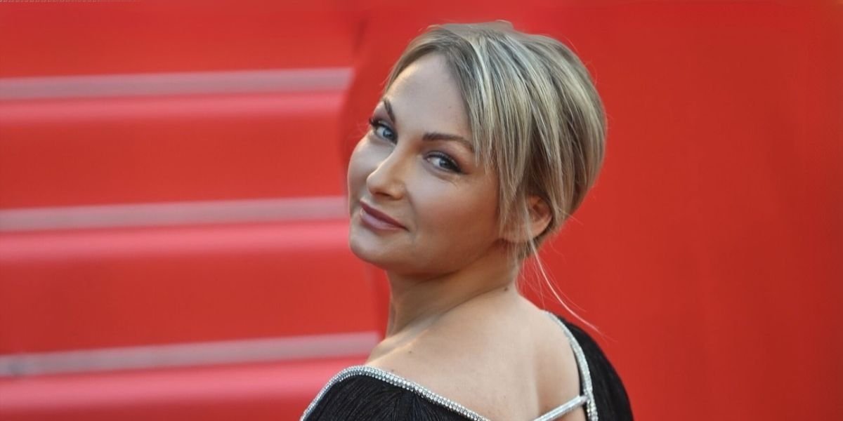 Exploring Natalja Schade's Approach to Glamour at the 78th Cannes Film Festival