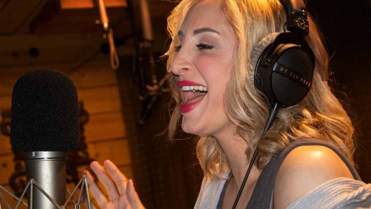 Dr. Dana: Using Music to Heal Hearts and Inspire Hope