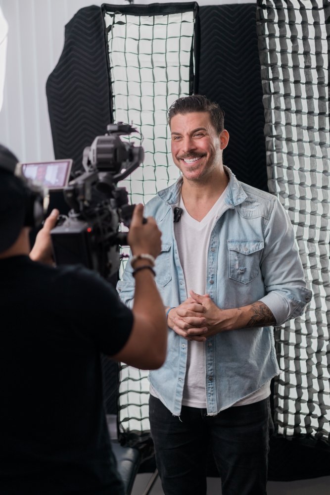 From Confidence to Camera-Ready The Bowtie Dentist Redefining Hollywood Smiles