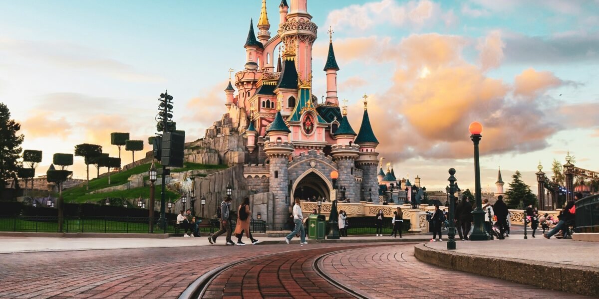 Catherine Lagaʻaia Stars in Disney’s Moana Remake With Dwayne Johnson Back as Maui (2)