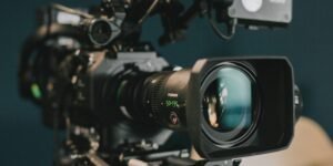 Dwayne Johnson Honors Robin Williams With Easter-Egg Dice In Jumanji 3