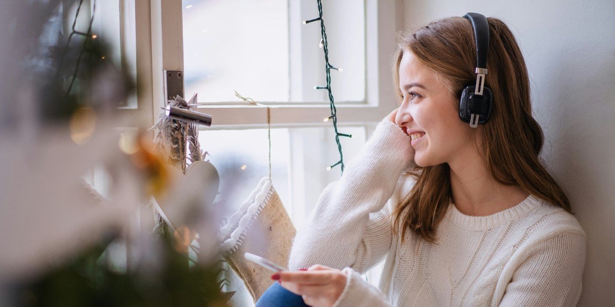 How Female Composers Are Redefining Christmas Film Music (2)