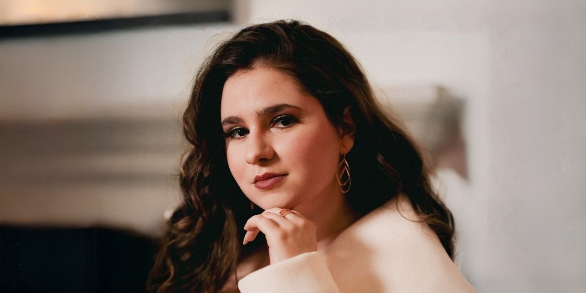 Allison Amber Hage Closes Out a Breakthrough Year With Global Chart Success