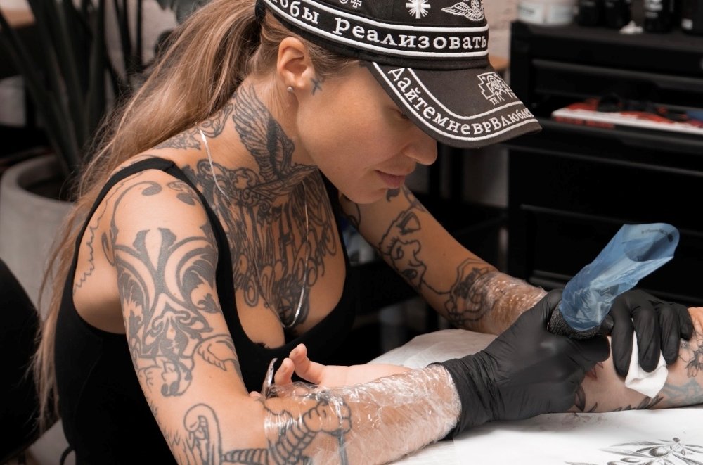 When Skin Becomes Canvas: The Evolution of Tattoo as Fine Art - A Perspective Through KORU Tattoo Studio