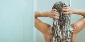 Why Many Shampoos Fail Thick Hair, and What The Right Formula Actually Needs To Do