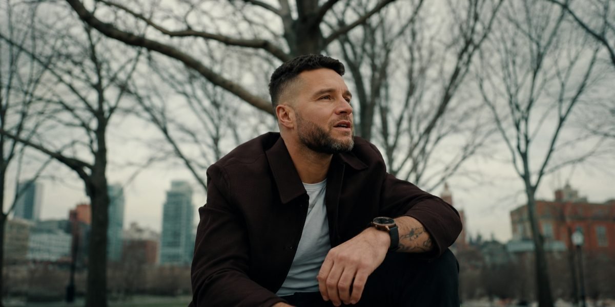The Call You Don't Have to Answer: Cenyc Finds a New Kind of Confidence on “Saw You Called”